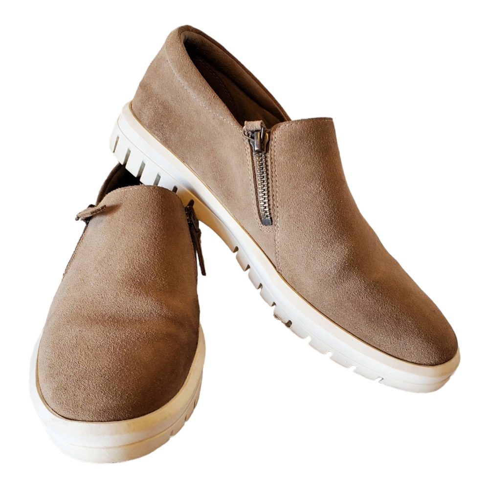 Blondo Faith Taupe Waterproof Slip On Sporty Sneaker 9